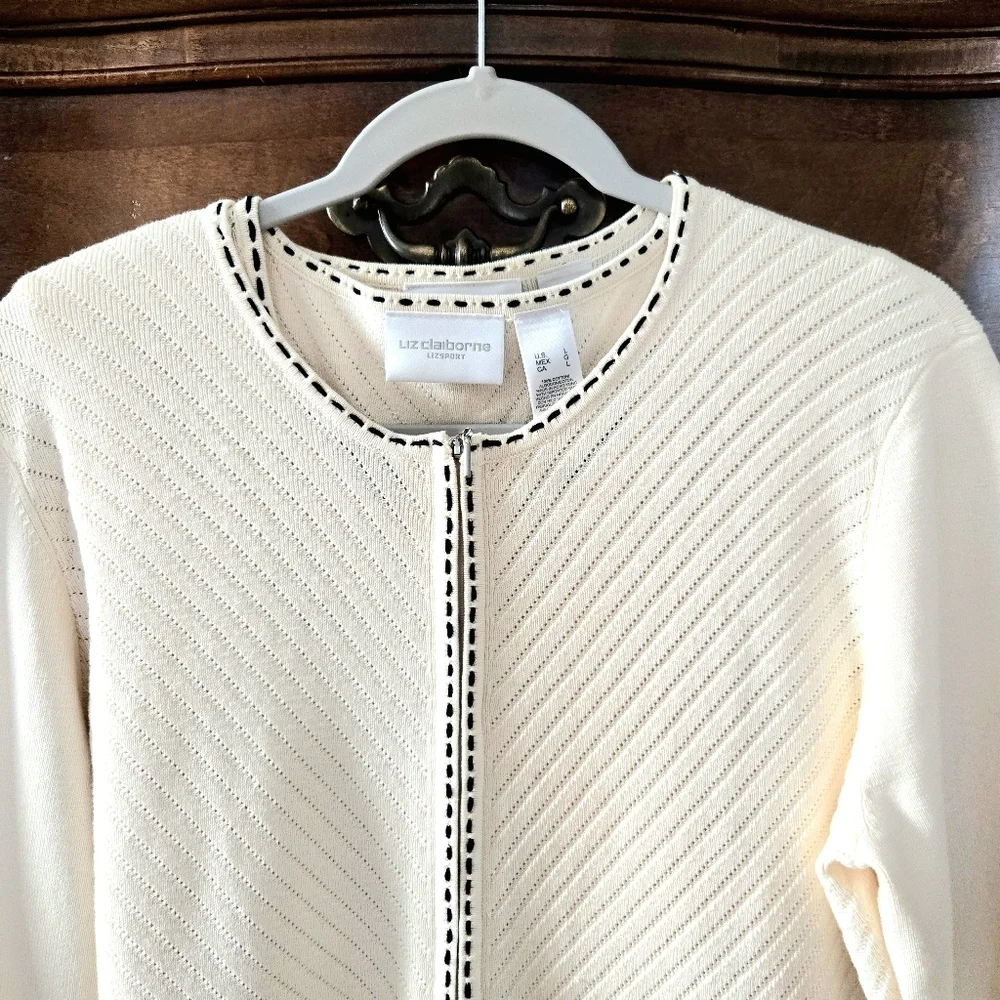 Liz Claiborne, Sweater twin-set. Off White/black. Large - Picture 5 of 15